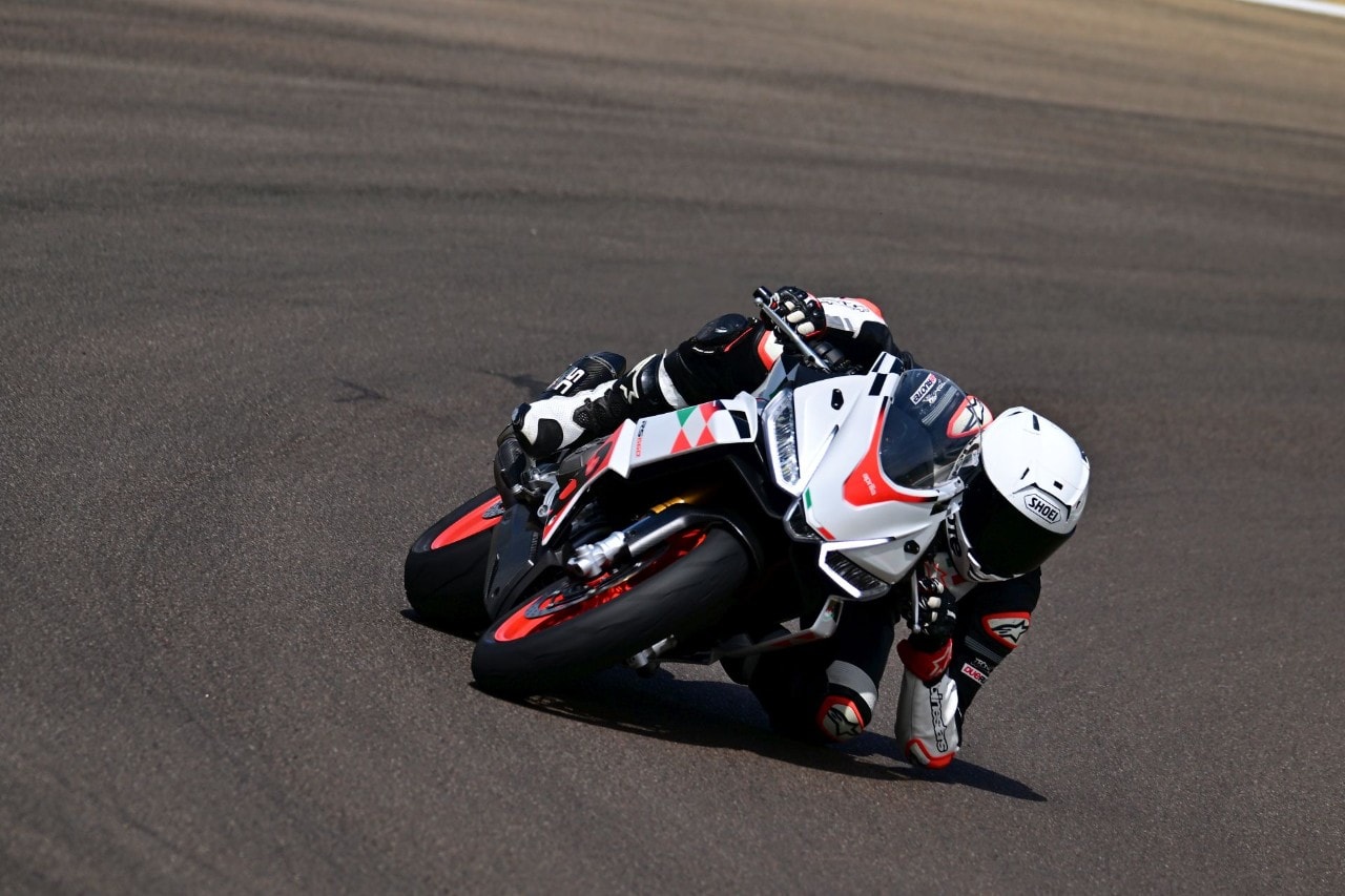 DueruoteTG #166 - Aprilia RS 660 Extrema: la migliore sportiva media sul mercato?